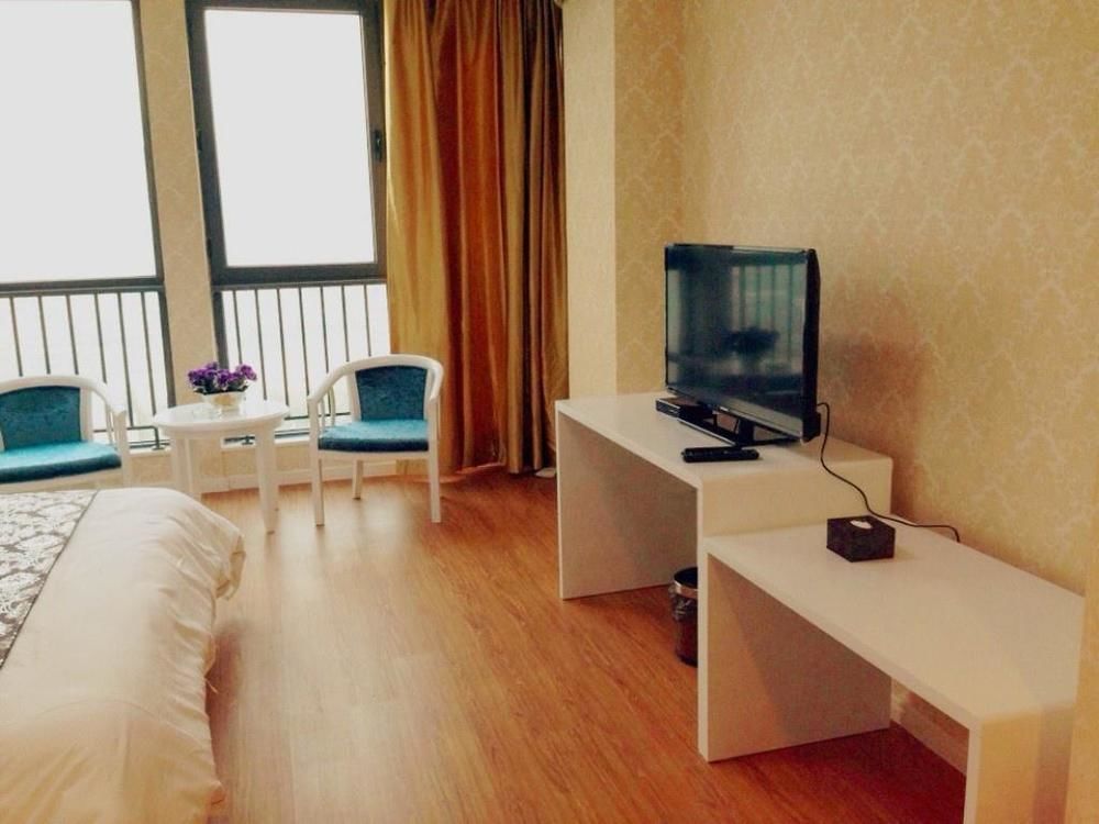 Zhenzhou Lantian Business Hotel Çengçou Dış mekan fotoğraf
