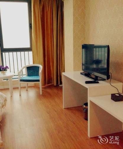 Zhenzhou Lantian Business Hotel Çengçou Dış mekan fotoğraf